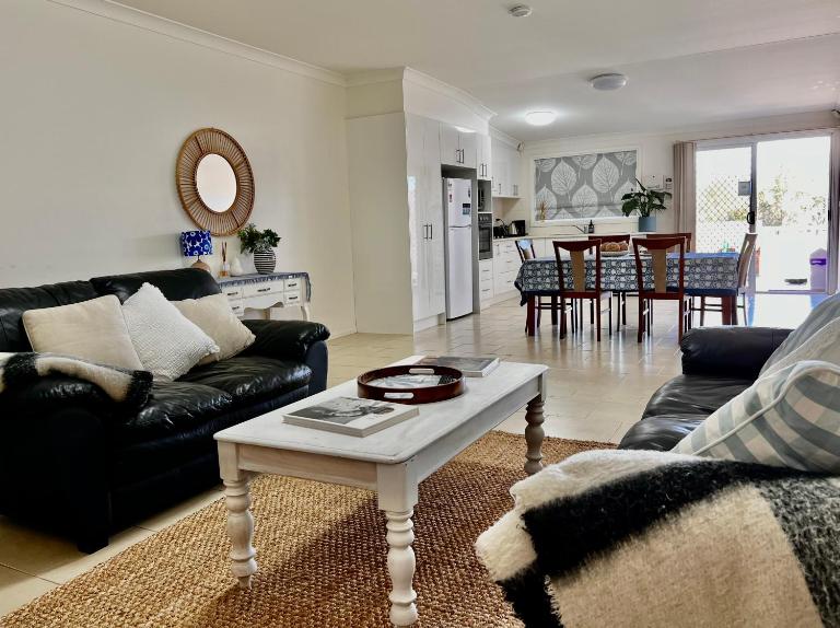 Stays on Main - Bed and Breakfast Narrabri