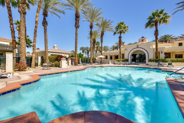 Pool & Hot Tub Access: La Quinta Vacation Home - B&B La Quinta