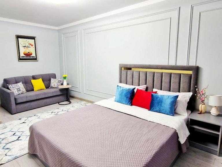 НОВАЯ - 1 комнатная квартира! - B&B Taraz