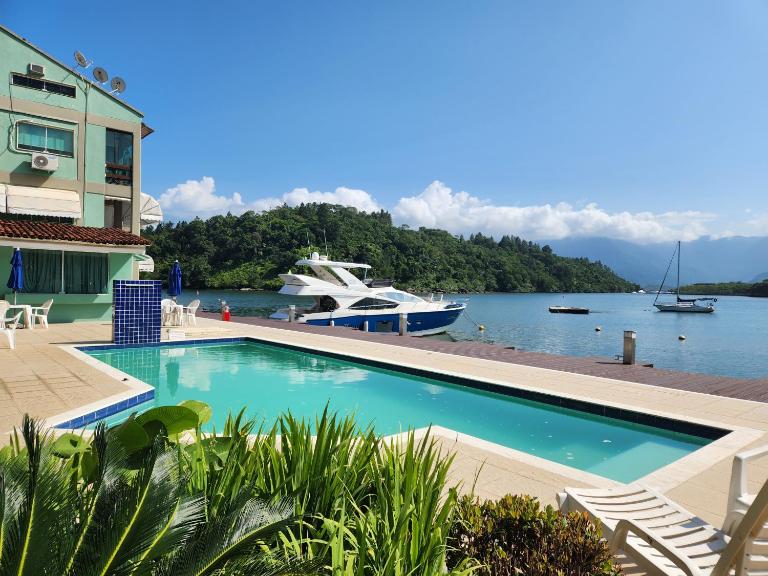 AP ALECRIM Luxo Cond Aquarius I Angra dos Reis - Bed and Breakfast Angra dos Reis