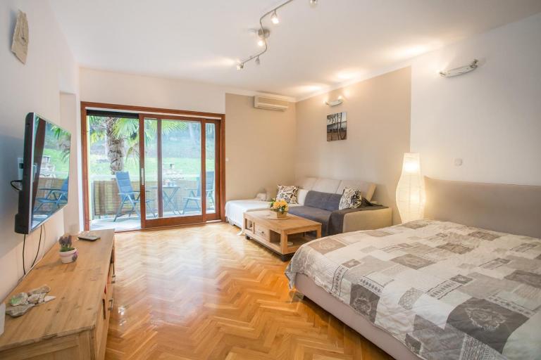 Apartment Mauro - B&B Parenzo