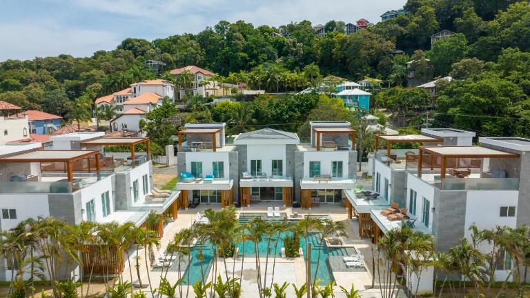 Ocean One Roatan - Bed and Breakfast West Bay
