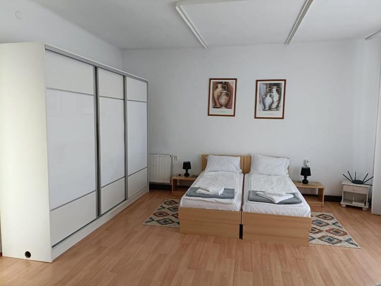 Apartament Little John - B&B Sibiu