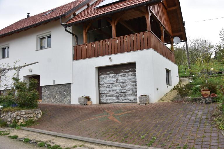 Apartma Silvia - Bed and Breakfast Metlika