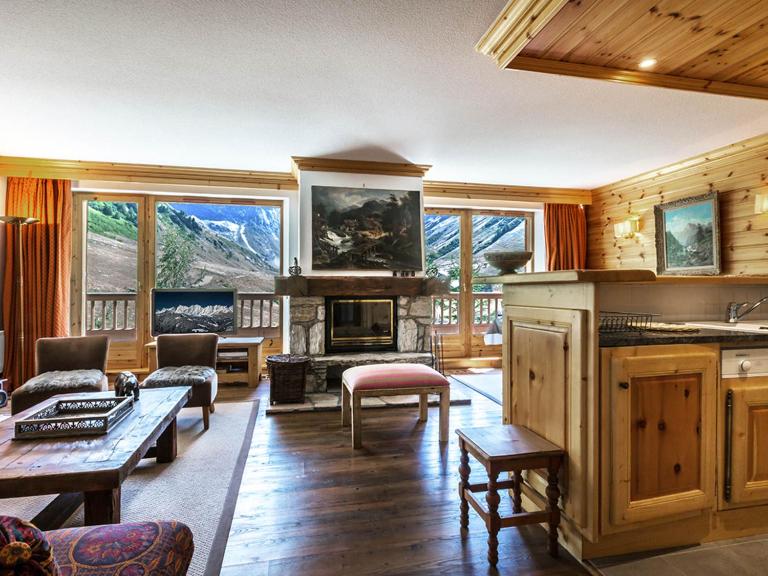Appartement élégant aux pieds des pistes avec cheminée et WiFi - FR-1-694-213 - B&B Val d'Isère