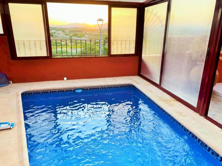 Vivienda de estilo rústico con piscina LA GRANÁ - Chambres d'hôtes Bullas