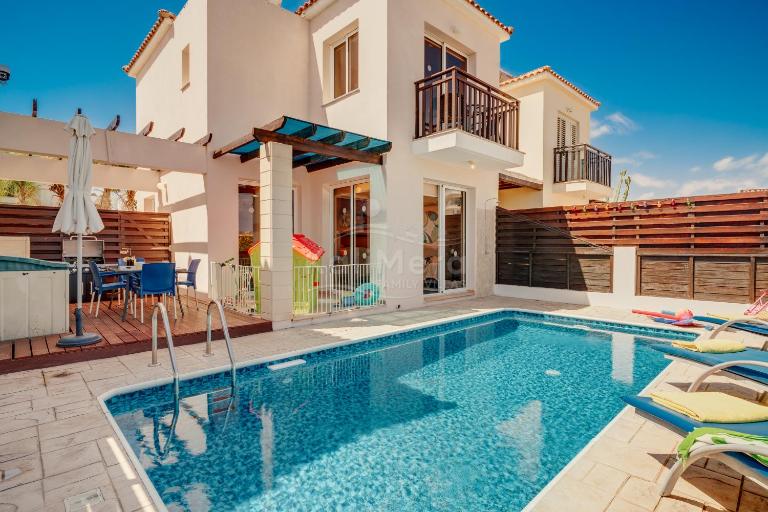 Villa Sunrise Pernera - B&B Paralímni