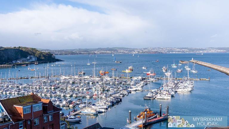 Breakwater View - B&B Brixham