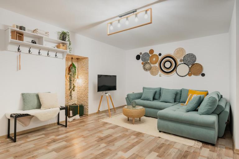 CoZee Studio - In inima Brasovului - B&B Braşov