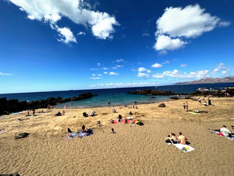 Apartamento Playa chica, vistas al mar Lanzarote - Chambres d'hôtes Puerto del Carmen