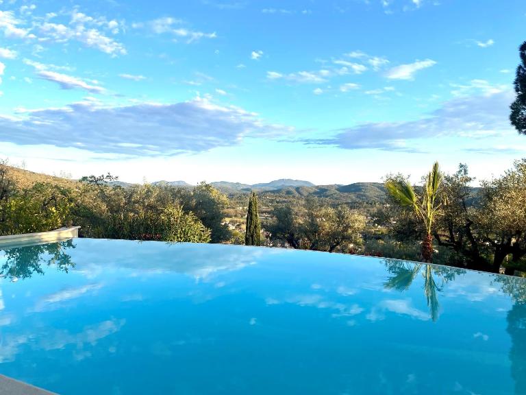 Les Lodges de Saint Cassien - B&B Montauroux