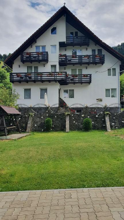 Pensiunea Paula - B&B Moeciu de Sus