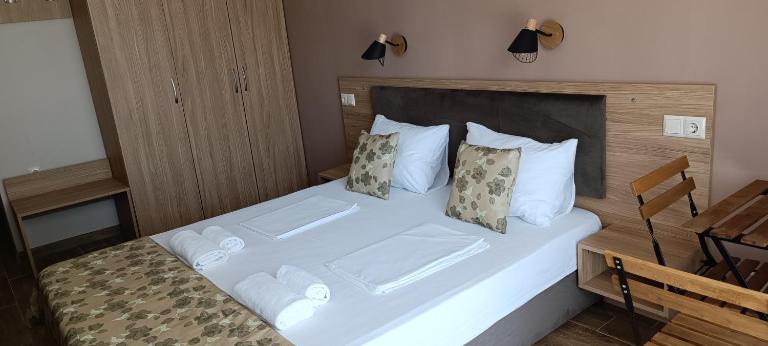 Апартаменти Детелини - Bed and Breakfast Primorsko