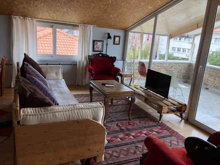 TARİHİ KALEİÇİ MUHTEŞEM DİZAYN HUZURLU KEYİFLİ TERAS KEYİFLİ ÖZEL ev - Bed and Breakfast Antalya