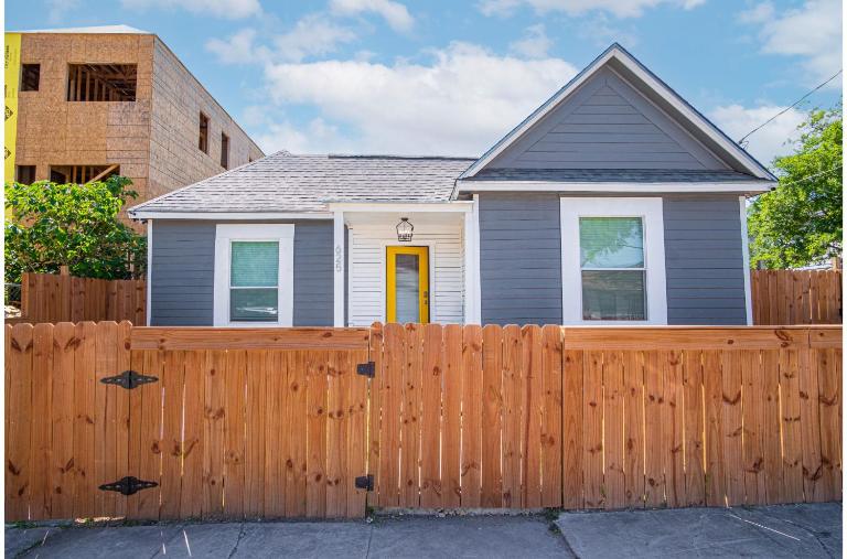Charming 4BR2BA Only 5 mins Downtown Riverwalk - B&B San Antonio