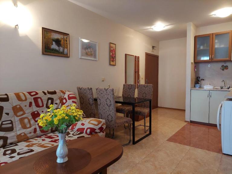 Комплекс Элит 4 Несебр/Солнечный берег - B&B Slanchev Bryag