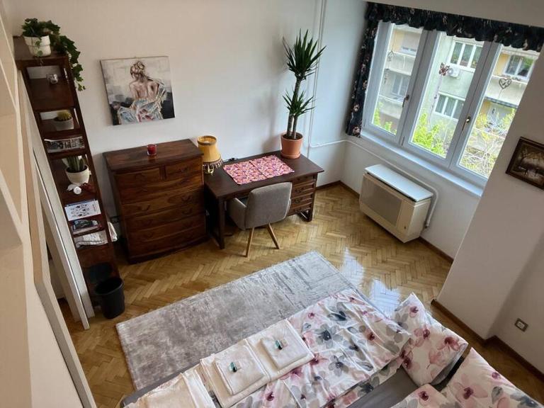 Awesome, 15 mins to center home - Chambres d'hôtes Budapest
