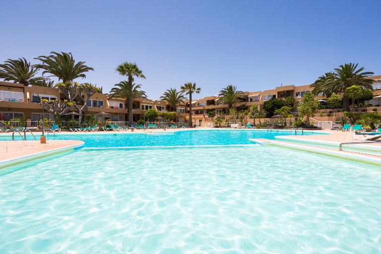 Home2Book Bright Apartment with Pool & Terrace - Ferienwohnung Corralejo