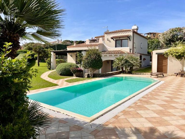 Villa Hibiscus Stintino - B&B Stintino