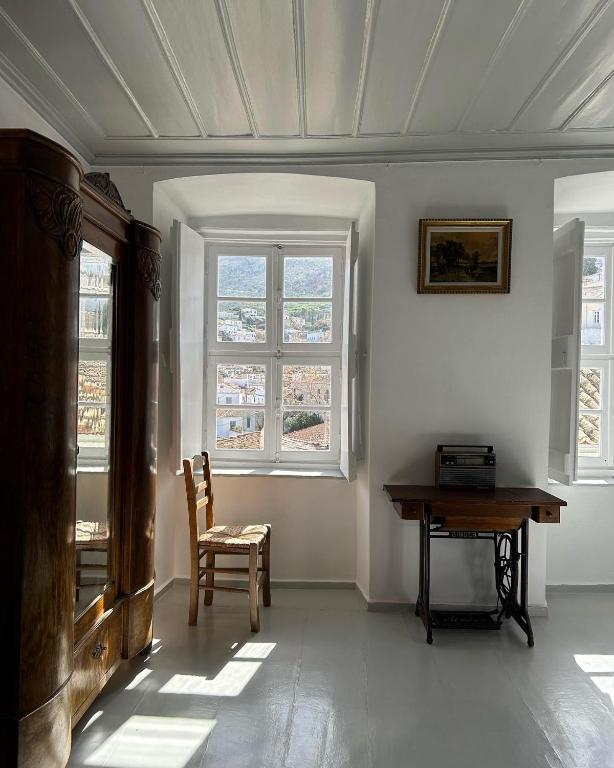 Gelhaus 1935 - B&B Ýdra