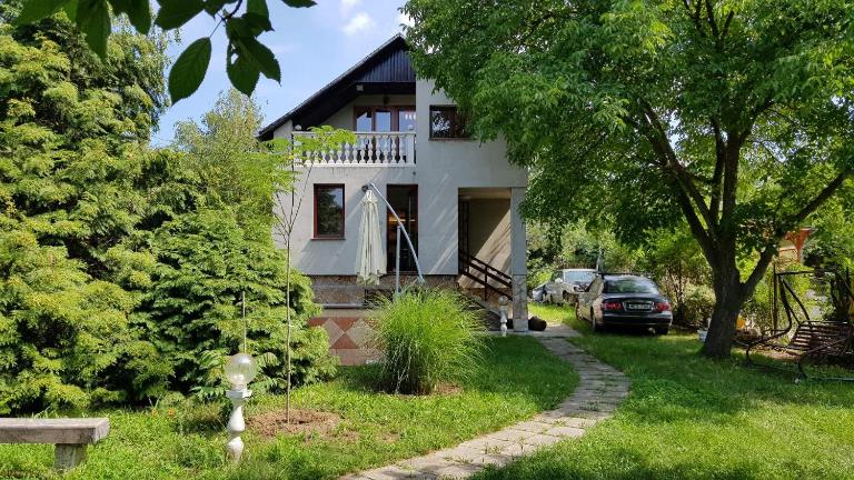 Pilis Hills View Deluxe House with Pool & AC near Bp - B&B Pilisszentiván