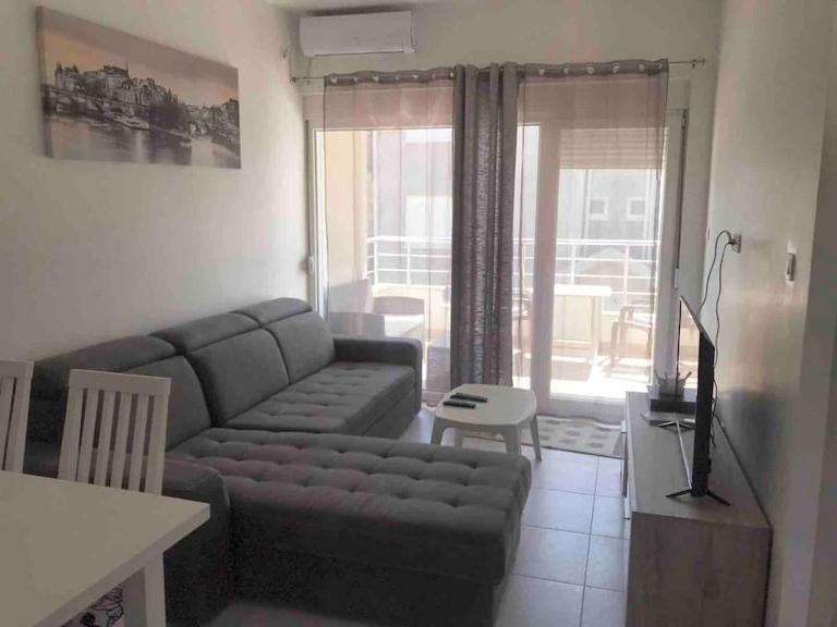 Très beau 2 pièces dans la jolie ville de Bijela - Appart numéro 6 - Ferienwohnung Bijela