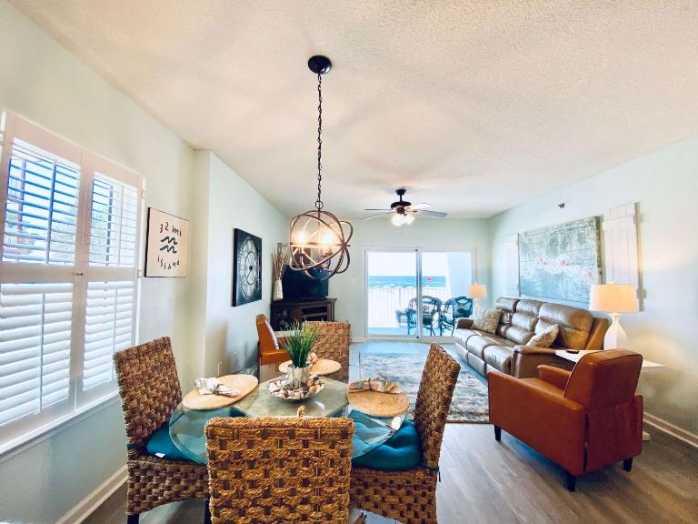Tropic Isles 101 by ALBVR - Beautiful Beachfront Condo - Completely renovated since Sally - Ferienwohnung Gulf Shores