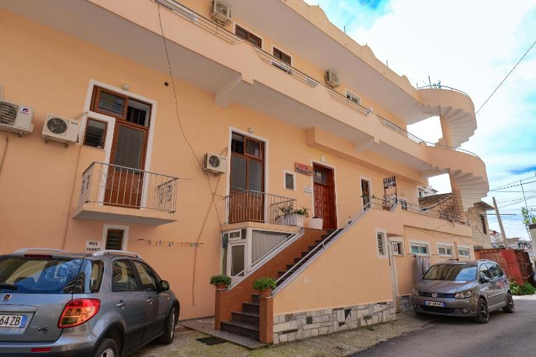 Aparthotel Casa Mia - B&B Santi Quaranta