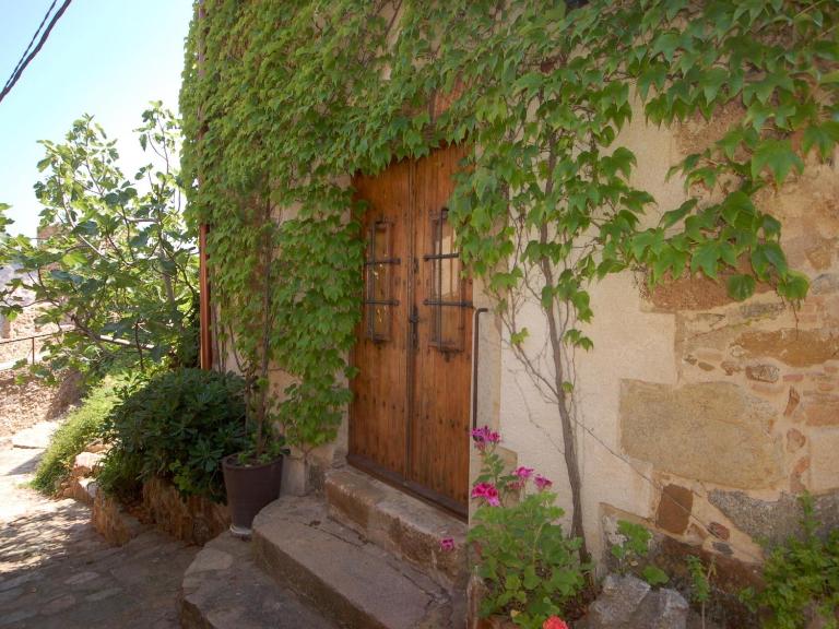 LETS HOLIDAYS NICE HOUSE in VILA VELLA TOSSA DE MAR - B&B Tossa de Mar