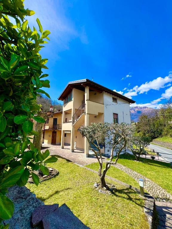 Casa Martina - A quiet home by the lake - B&B Colico