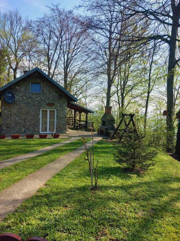 Planinska kuca Steki Bukulja - Chambres d'hôtes Aranđelovac