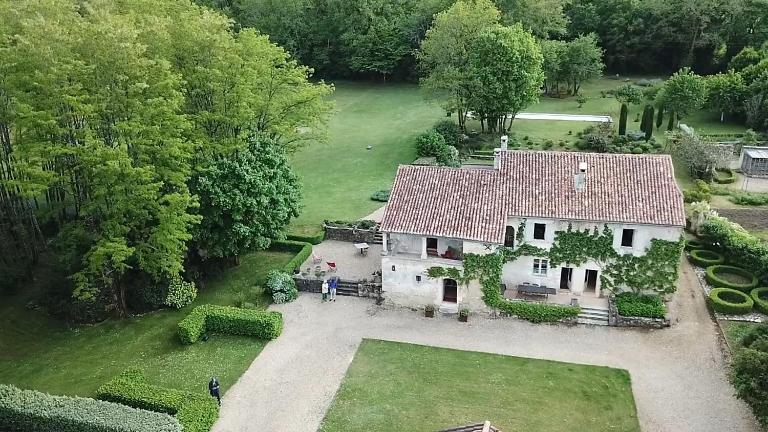 LA CROIX DES GRANGES - B&B Chapdeuil