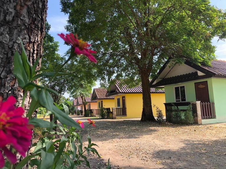 Ban Rai Plai Na บ้านไร่ปลายนารีสอร์ท - B&B Ban Phon Thong