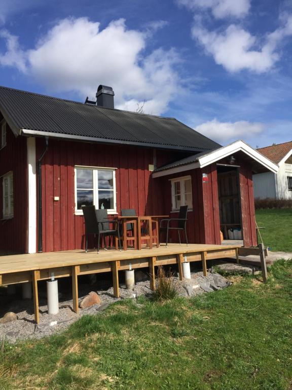 Stuga vid viltåker nära norska gränsen - B&B Strömstad