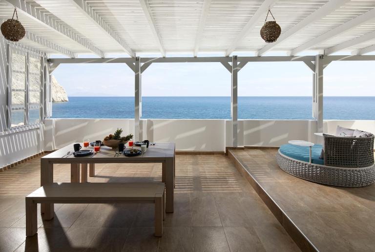 Soultouch Beachfront Villa - B&B Perissa