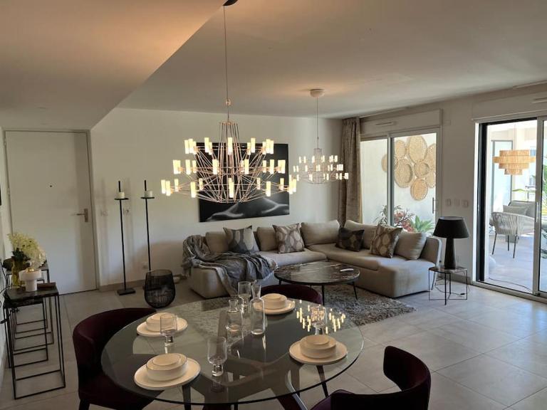 Horizon Bay - Pool - Fitness Room - Terrace - B&B Cannes