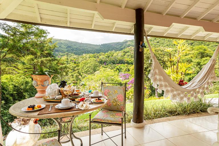 Su Paradise Villa Chalés e Suítes - B&B Itaipava