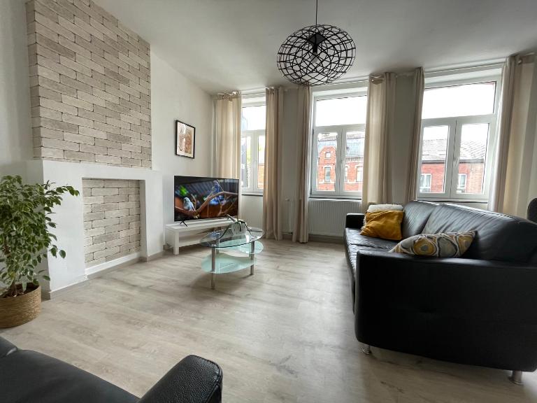 Agréable duplex proche de toutes commodités - B&B Ans
