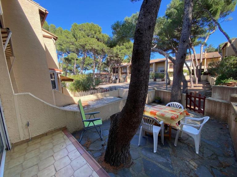Studio Cabine 4 Pers, Terrasse, Parking Privé, Proche Plage et Commerces, La Franqui - FR-1-81-585 - Ferienwohnung La Franqui-Plage