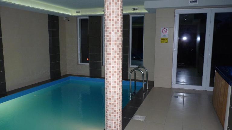 Azur Wellness Apartman - B&B Siófok