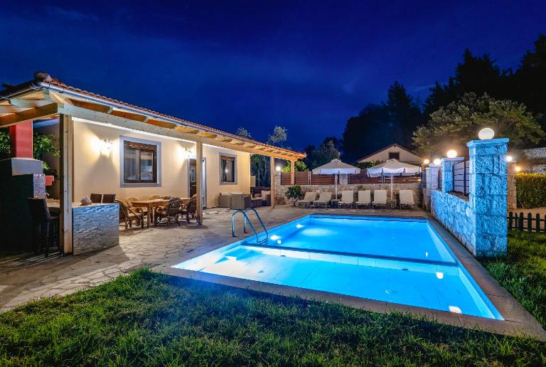 Villa Rafaella2 - Bed and Breakfast Koskinoù