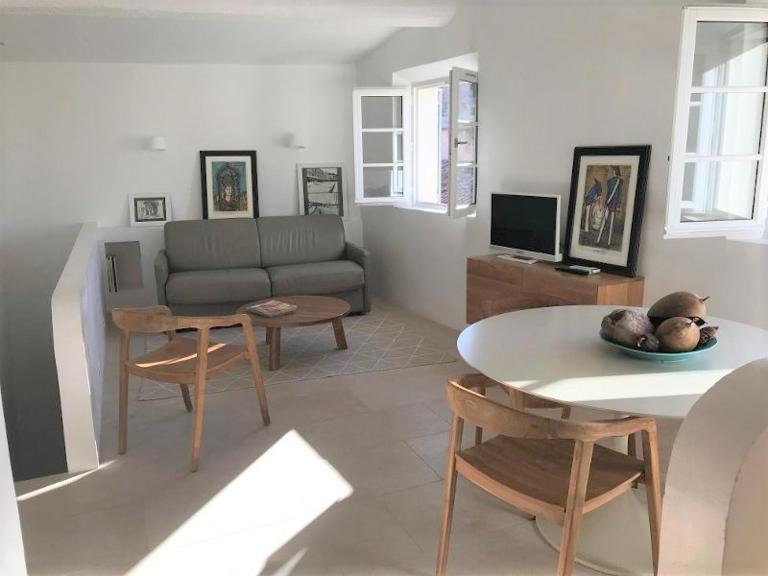 VILLAGE - DUPLEX lumineux avec vue magnifique sur les toits - Ferienwohnung Saint-Tropez