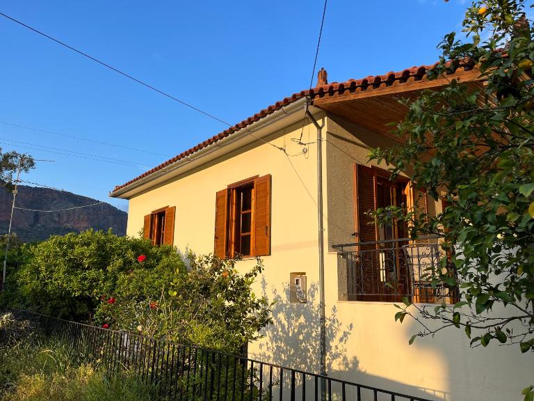 Lemon Tree House - B&B Leonídio