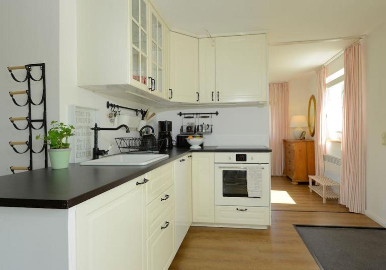 Ferienbungalow Buhne mit Kamin in Boltenhagen - Ferienwohnung Ostseebad Boltenhagen