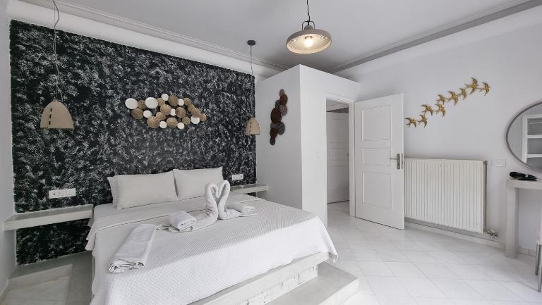 3 Bedroom House included car rental-Heated Jacuzzi - Ferienwohnung Perissa