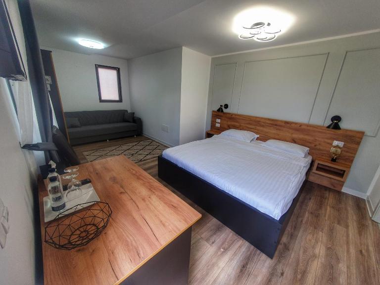 Vily Luxury Rooms - B&B Focşani