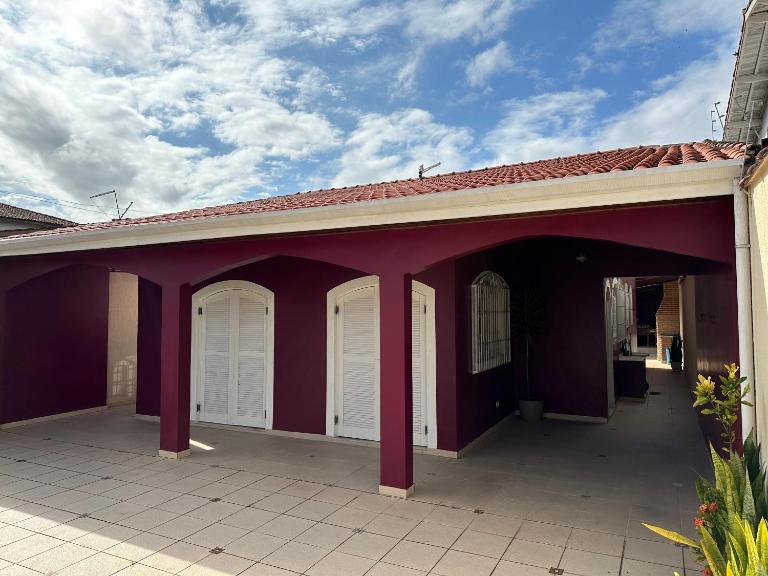 Casa no Centro de Bertioga com Piscina - Ferienwohnung Bertioga