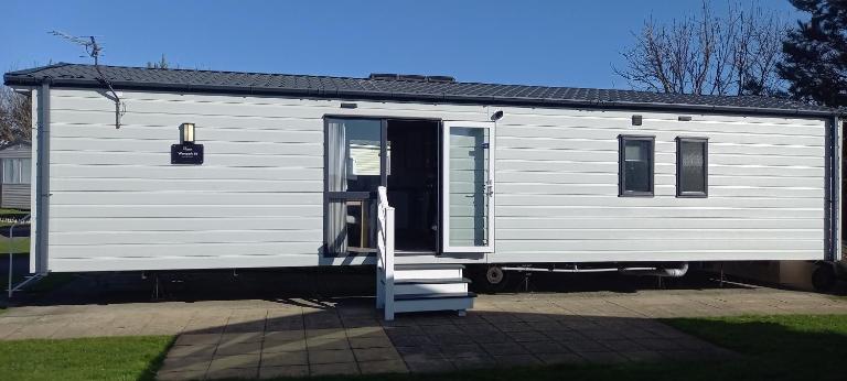 Withernsea luxury caravan hire - B&B Withernsea