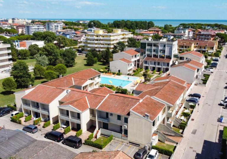 Apartment Caorle de Lux swimming pool, parking, garden - Chambres d'hôtes Caorle