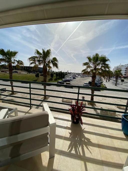 Atlantic Lodge, 1ª linha de praia! - Bed and Breakfast Costa de Caparica